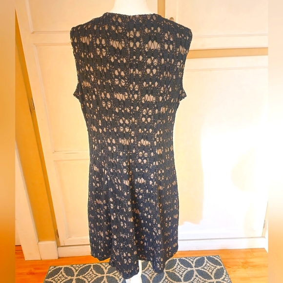 S.L. Fashions Women's Lace Accented Sleeveless Dress 👗 - Picture 7 of 11